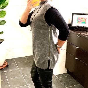 Neiman Marcus cashmere sweater / gray / size XL